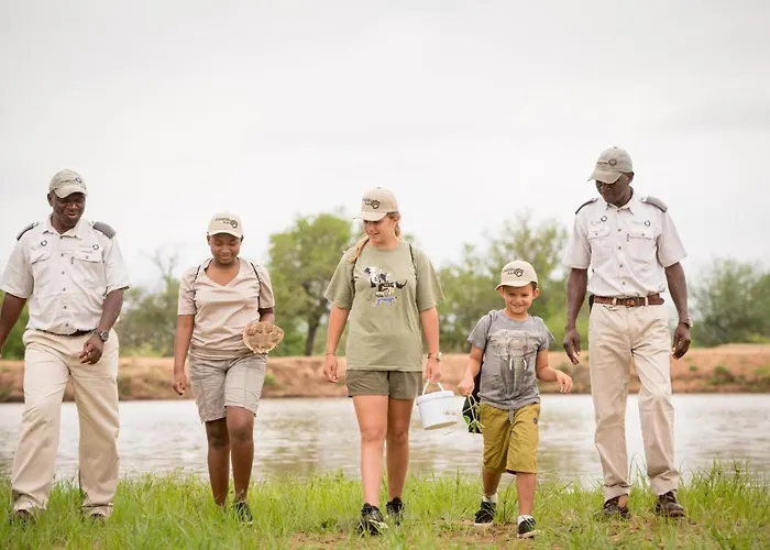 Kambaku Safari Lodge