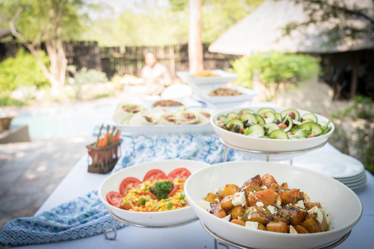 Kambaku Safari Lodge Timbavati Game Reserve