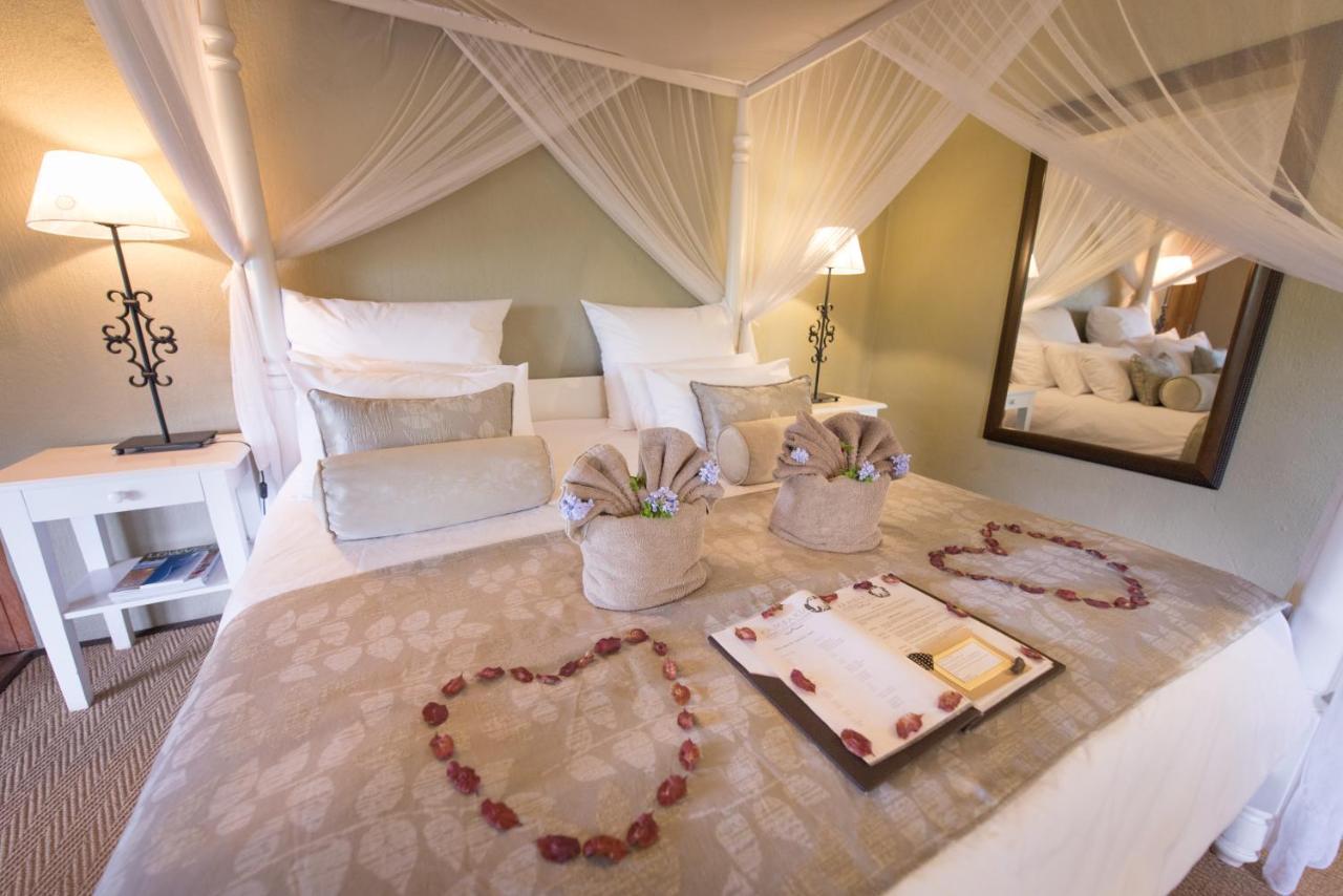 Kambaku Safari Lodge Timbavati Game Reserve